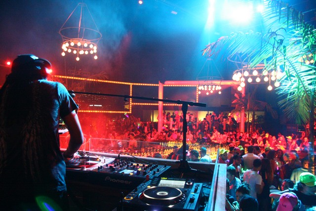 The Night Train at Aura